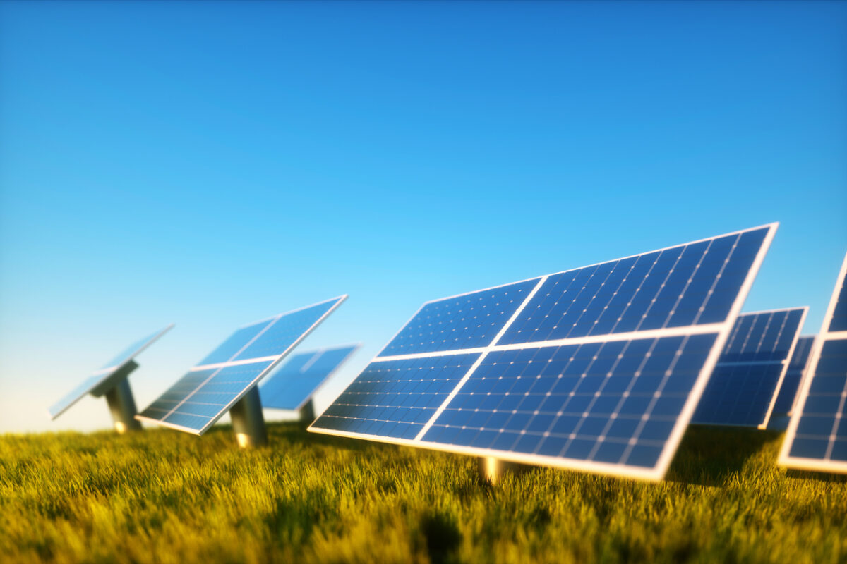 Comment les panneaux photovoltaïques redéfinissent le paysage énergétique mondial ?