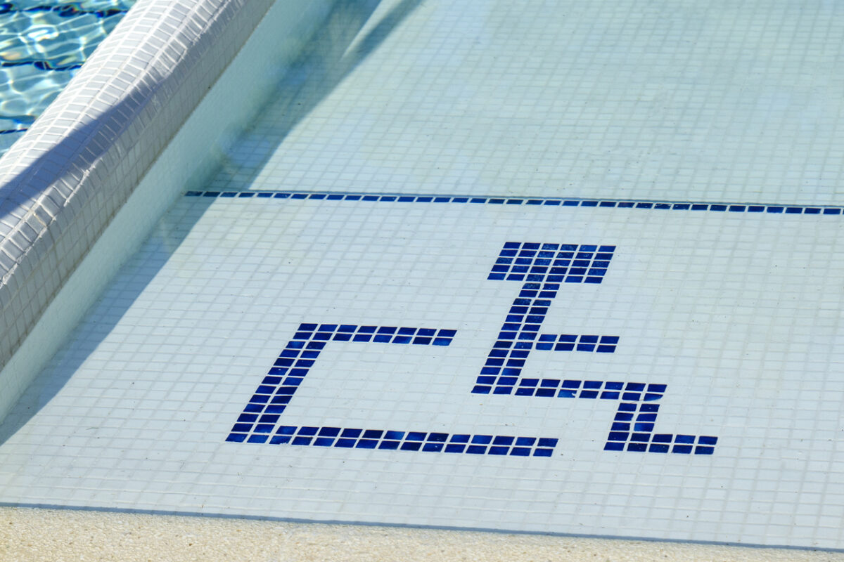 La mise à l’eau des PMR : quels appareils choisir pour une piscine ?