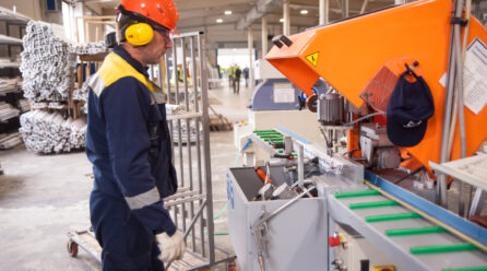 Industrie : quelles solutions pour limiter les nuisances sonores dans vos locaux ?