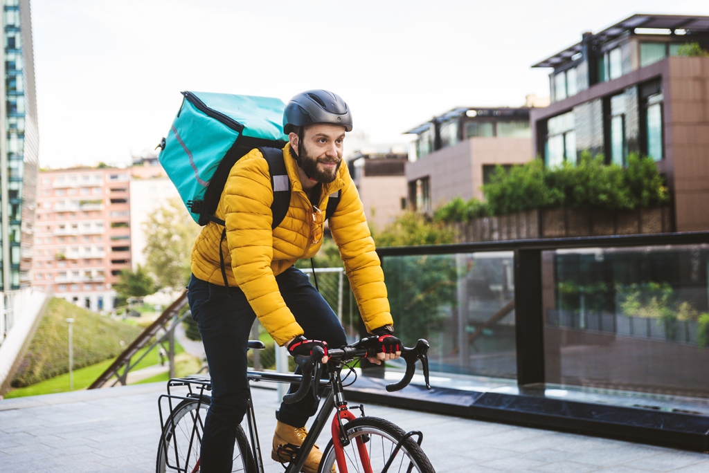 Que représente le transport terrestre ?