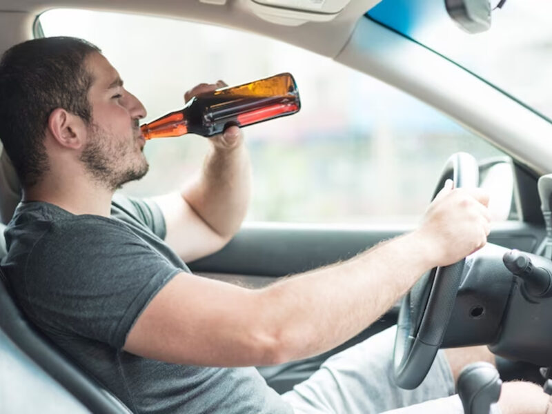 Assurance résiliée pour alcoolémie d’un chauffeur routier : comment obtenir une couverture