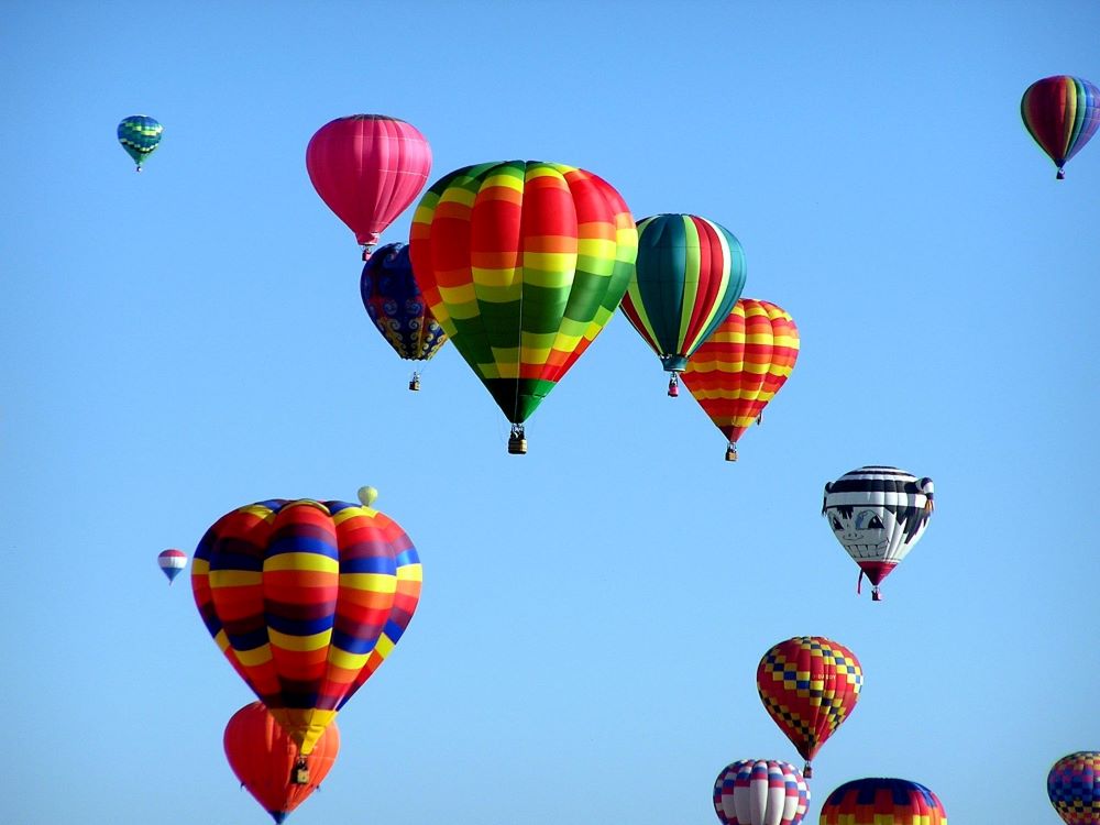 Assurance montgolfière : est-il imposé d’assurer une montgolfière ?