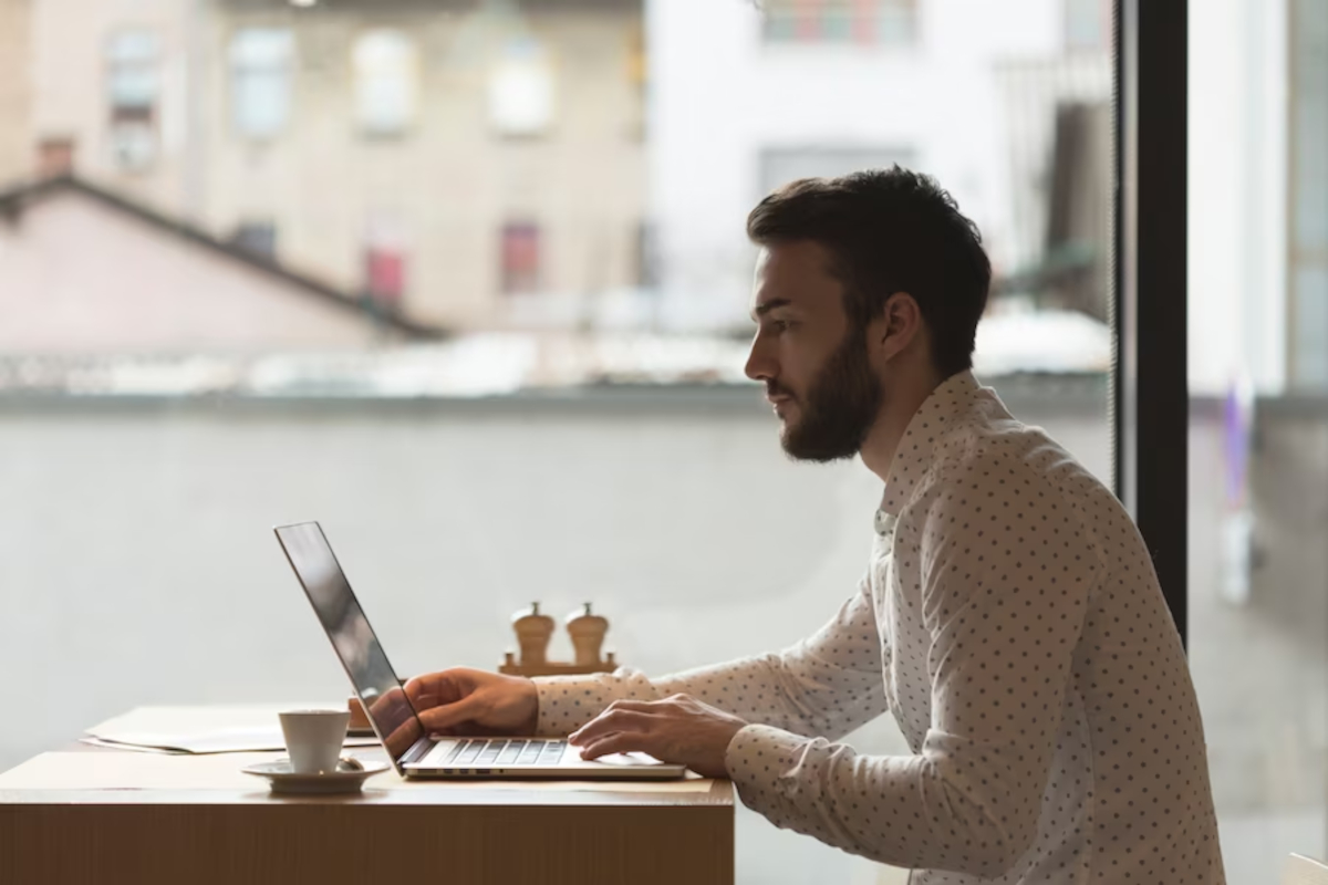 Gagner de l’argent en ligne : les façons de trouver un emploi en ligne