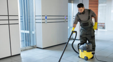 Critères à considérer pour choisir une entreprise de nettoyage d’immeubles à Paris