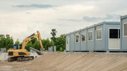 Comment réduire les coûts d’aménagement d’un espace de vie sur chantier ?