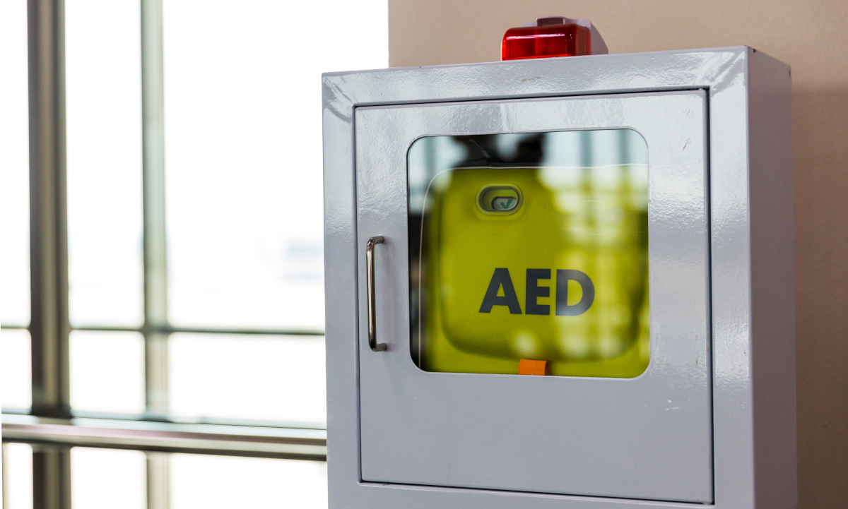 Endroits stratégiques pour installer un défibrillateur automatique externe en entreprise