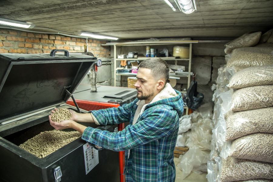 Livraison pellet Charleroi : les avantages des granulés en vrac