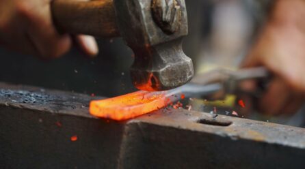 L’évolution des outils du maréchal-ferrant à travers le temps
